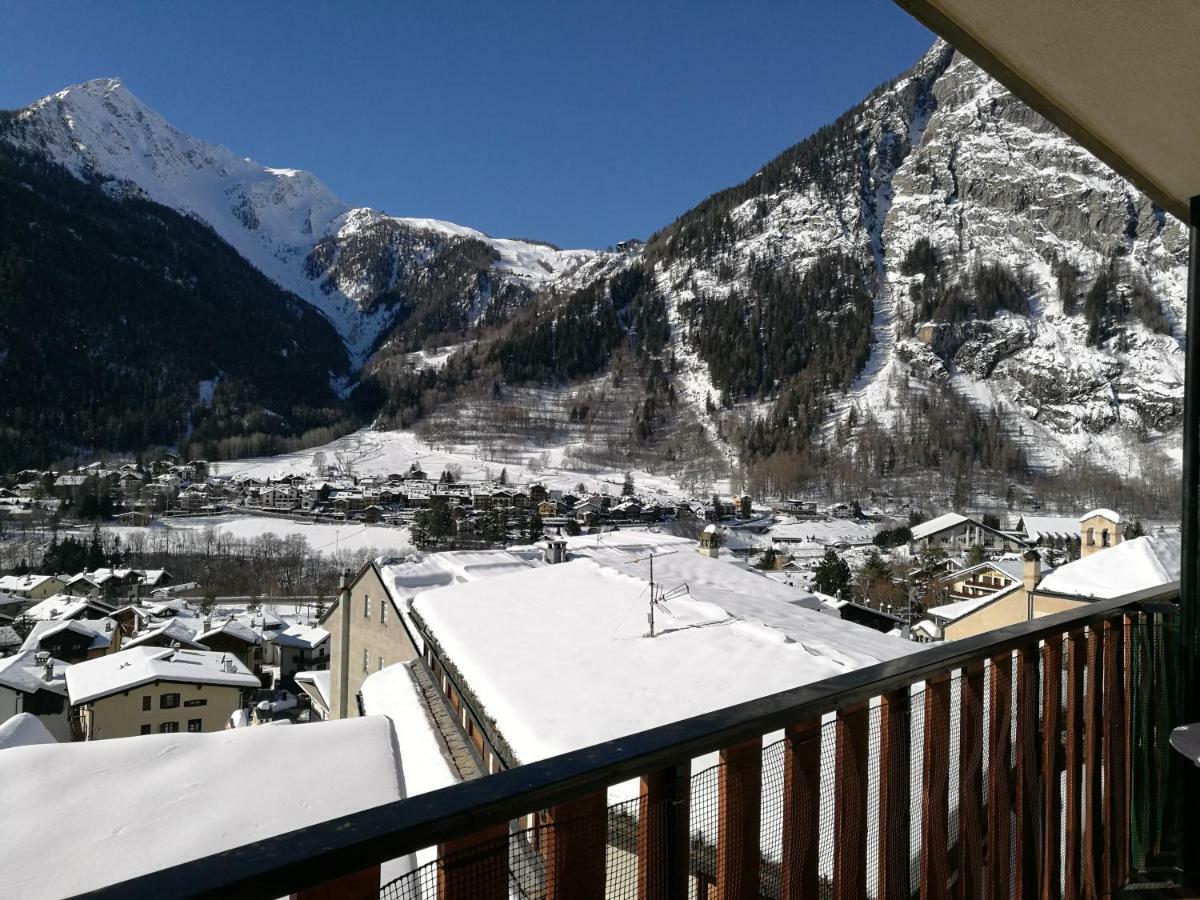 L'Atelier Du Temps - Appartamento Circe Courmayeur Exterior photo